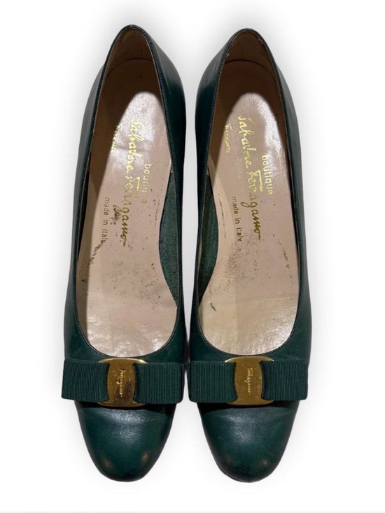 Salvatore Ferragamo Shoes - Vintage Salvatore Ferragamo Women’s Dark Green Bow Low Heels